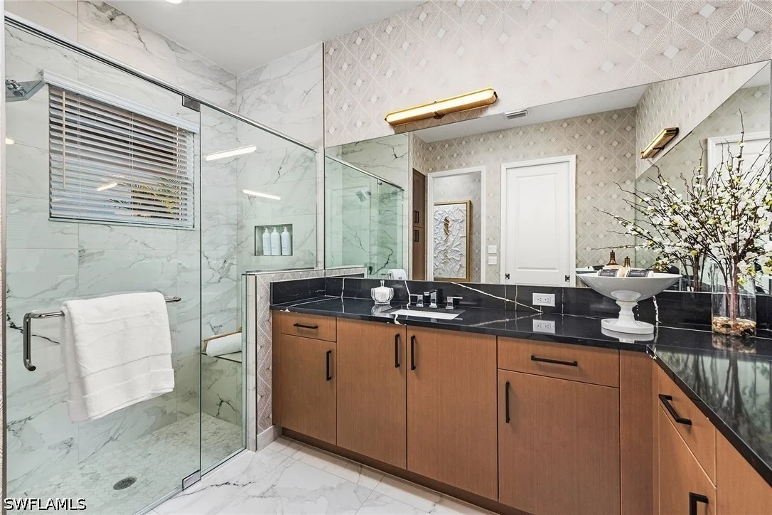 Photo of 2550 Kingfisher Drive