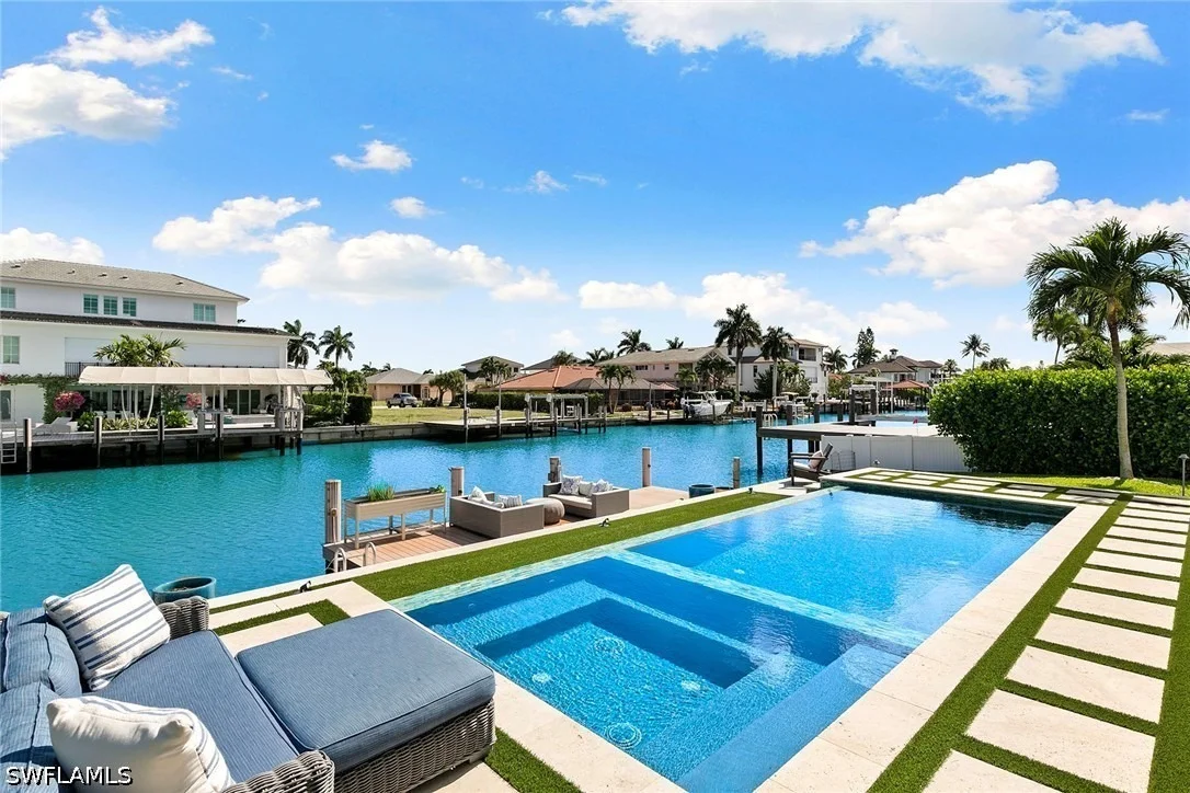 Photo of 357 Egret Avenue