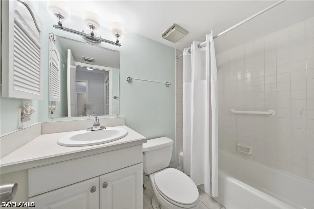 Photo of Unit 206B at 1940 Bald Eagle Drive