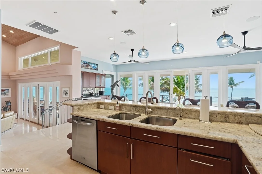 Photo of 211 Kingfisher Drive