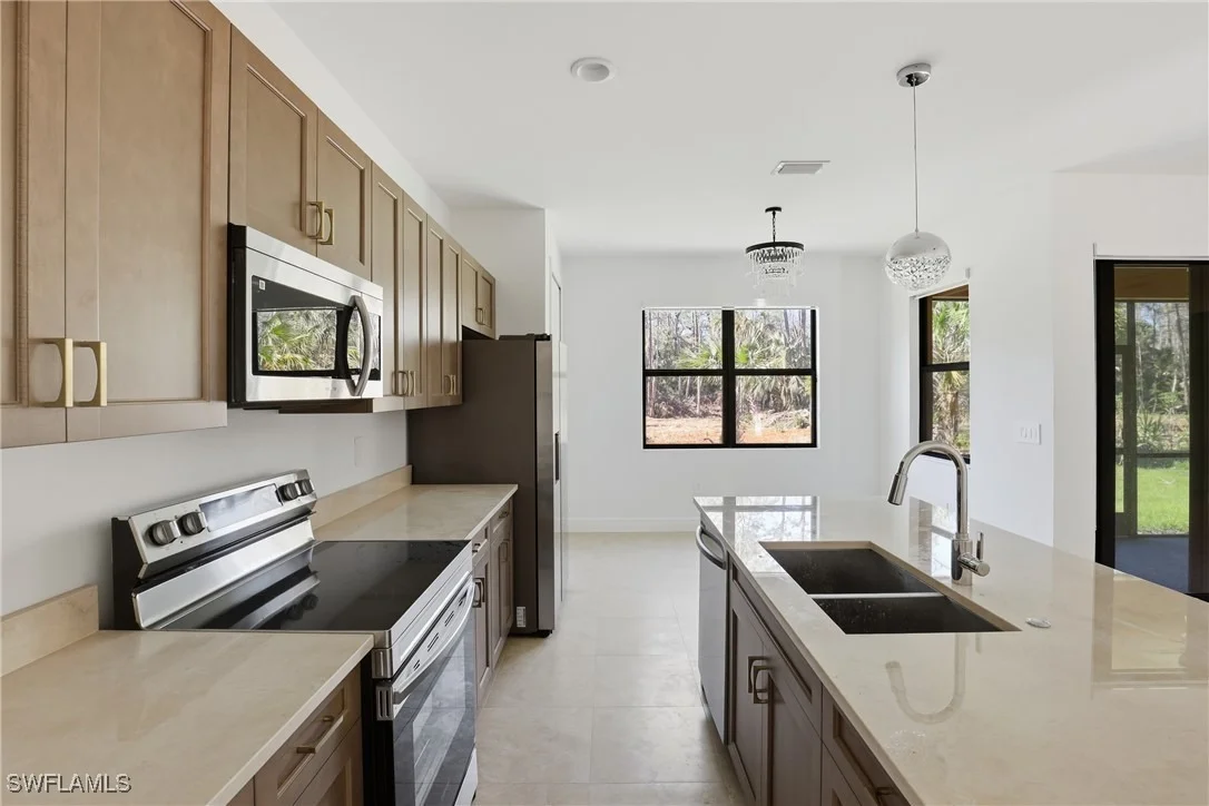 Photo of 2167 Della Drive
