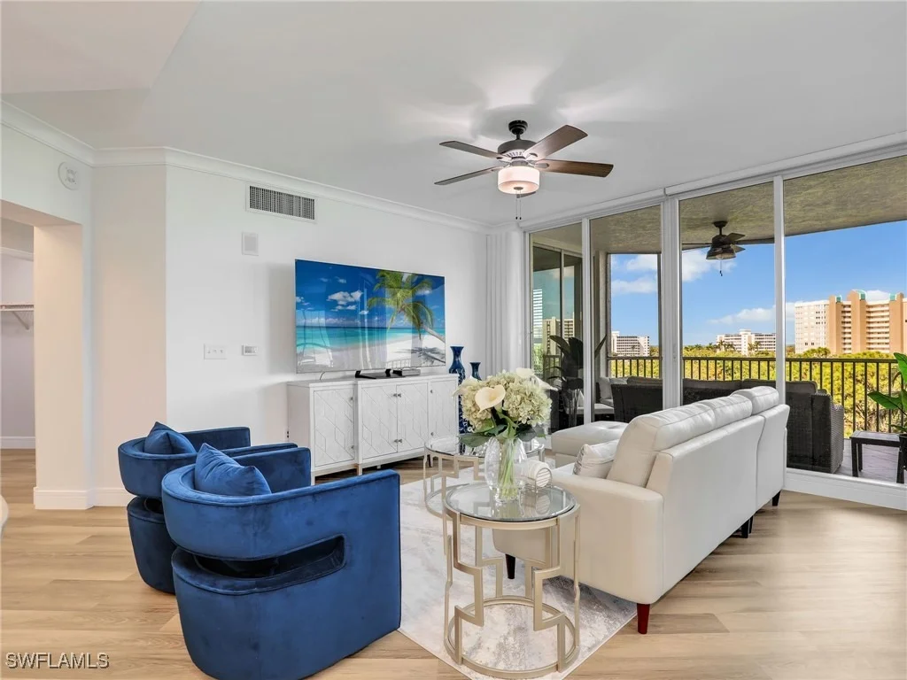 Photo of Unit 403 at 325 Dunes Boulevard