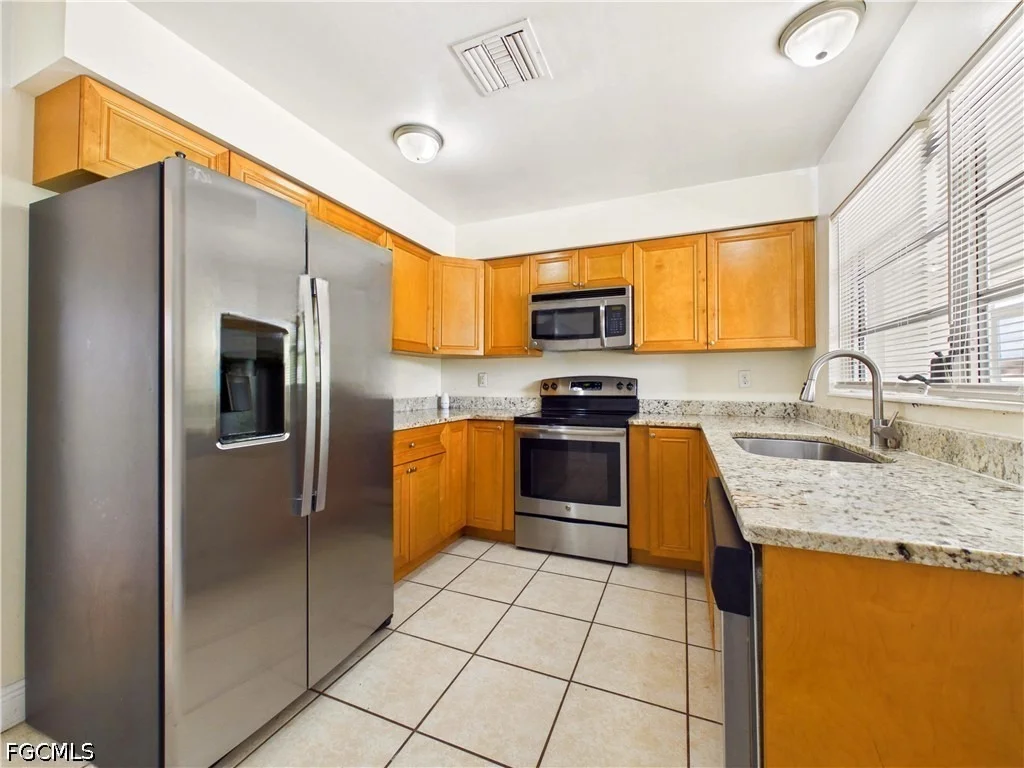 Photo of 794 Hydrangea Drive