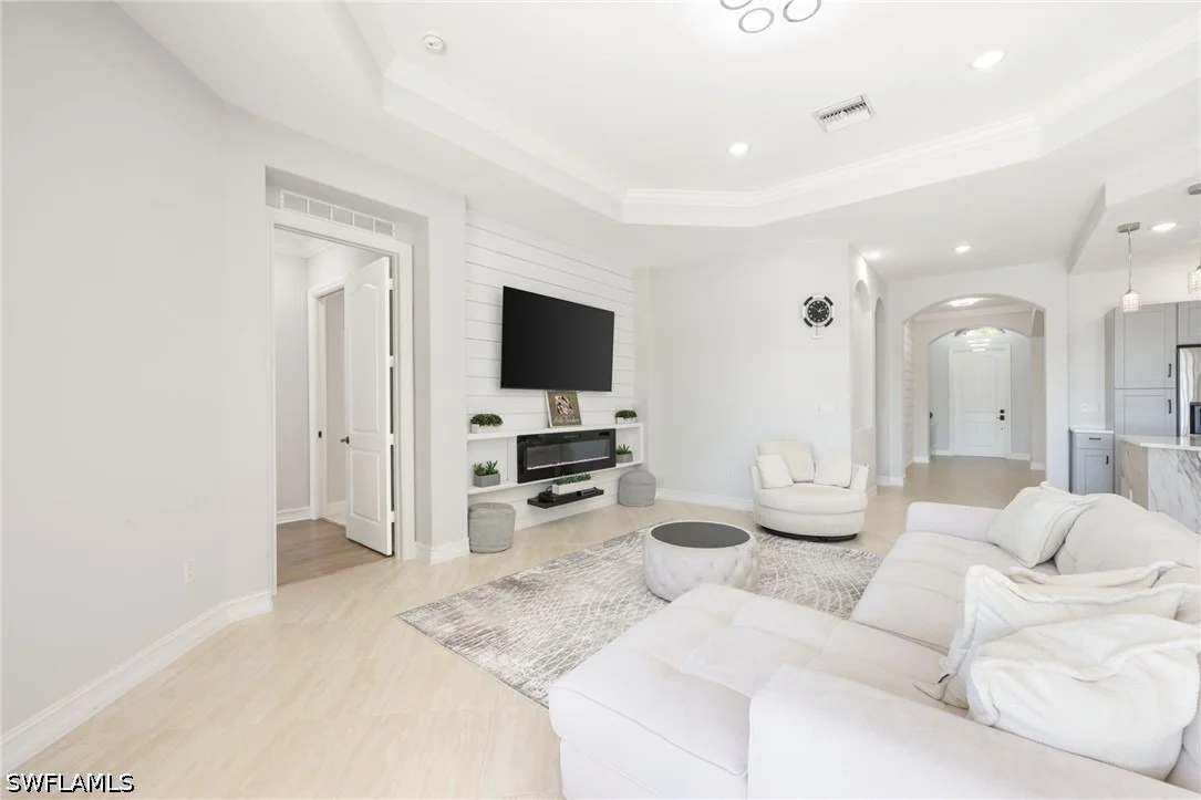 Photo of 1419 Serrano Circle