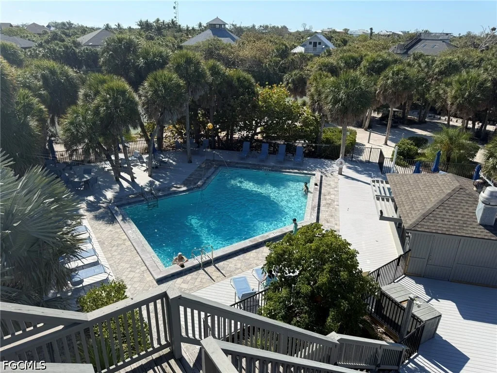 Photo of 484 Gulf Bend Drive