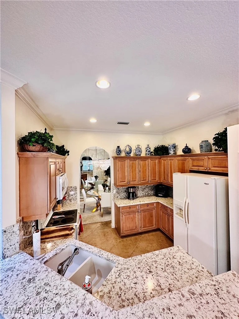Photo of 16152 Parque Lane