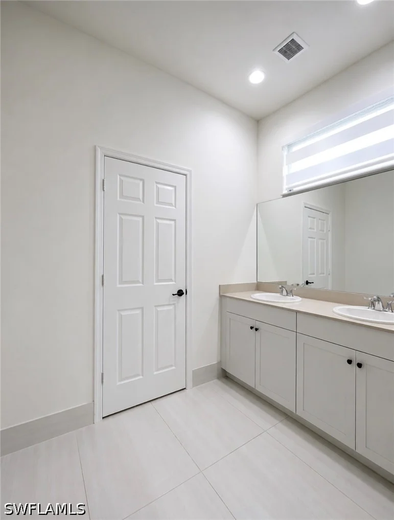 Photo of 5487 Cassidy Lane