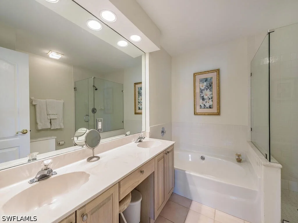 Photo of Unit D9 at 8405 Excalibur Circle