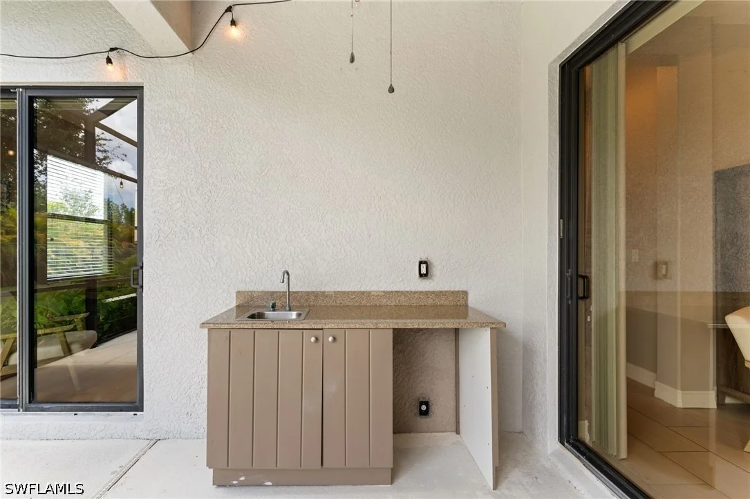 Photo of 1406 Serrano Circle