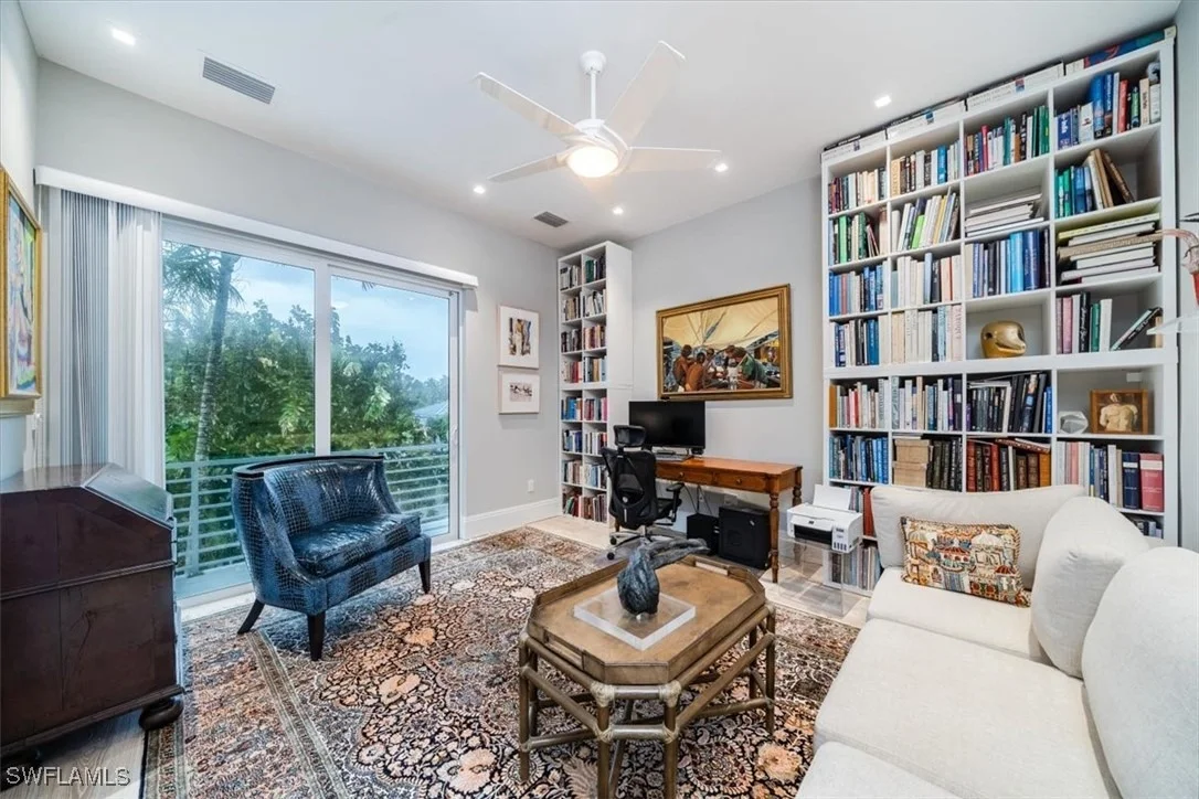 Photo of 367 5th Avenue N