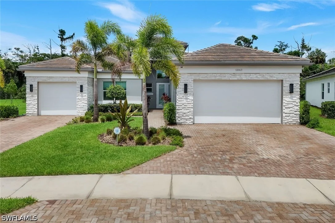 Photo of 12063 Azalea Way