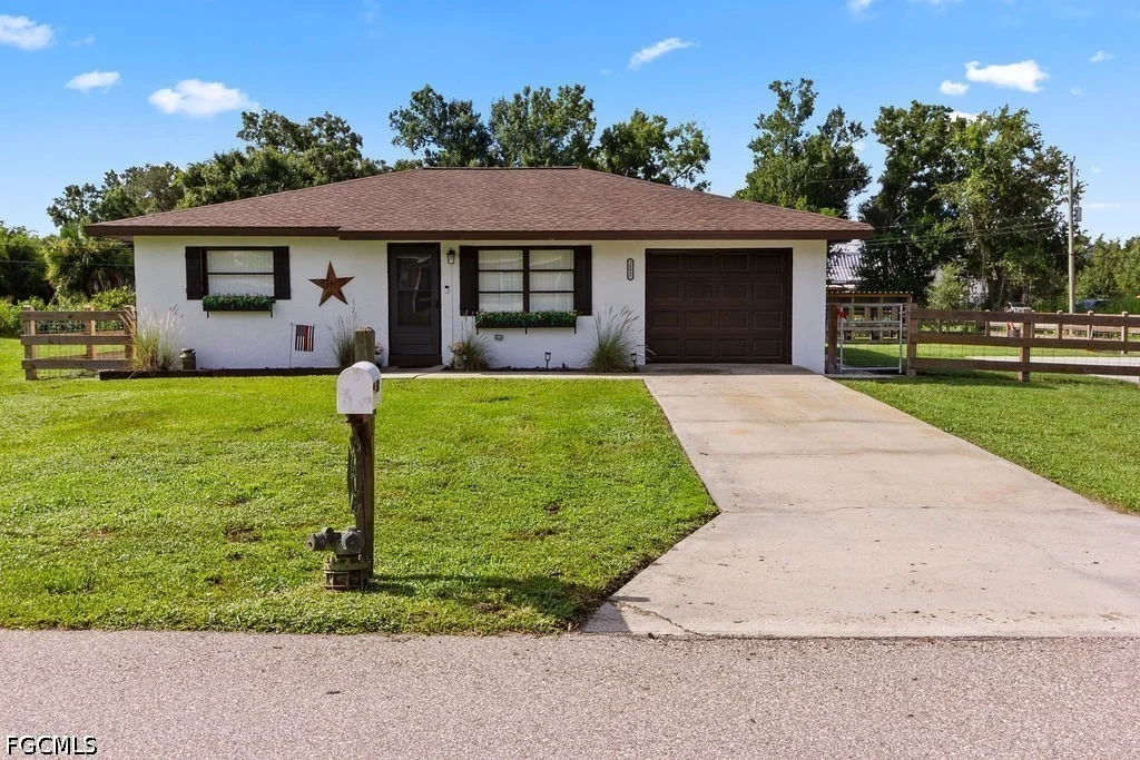 Photo of 30097 Elm Road