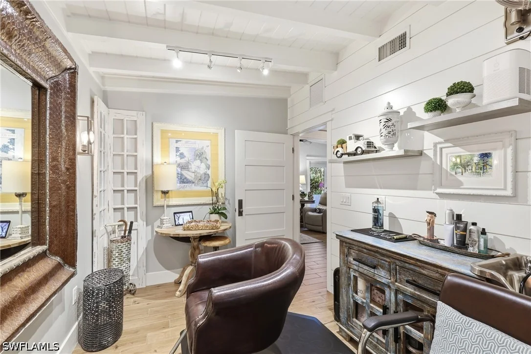 Photo of 840 Myrtle Terrace