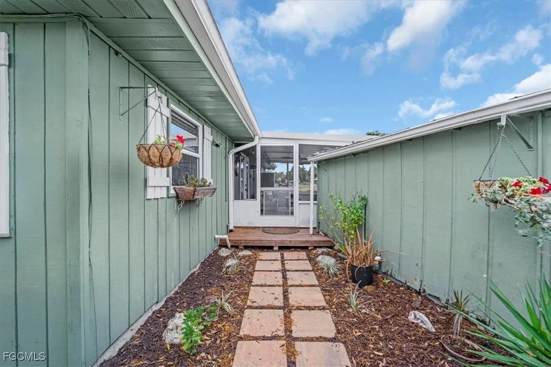 Photo of 1083 Sunset Strip