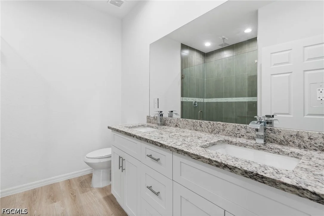 Photo of 566 Woodview Drive