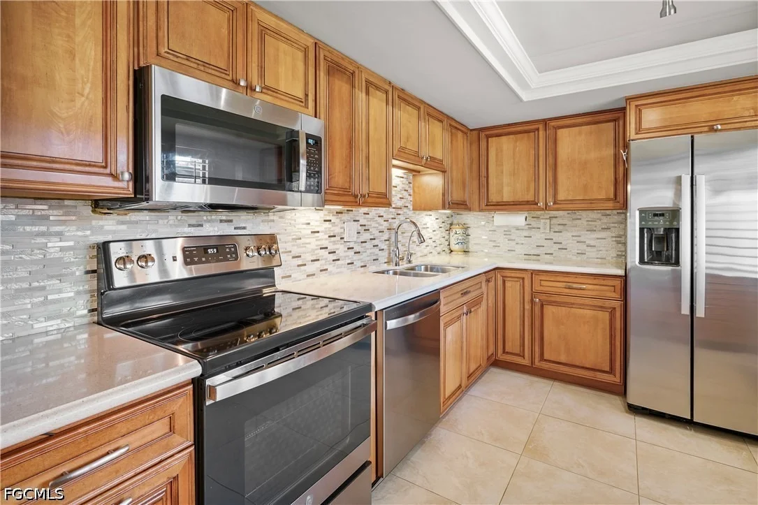 Photo of Unit 105 at 413 Augusta Boulevard