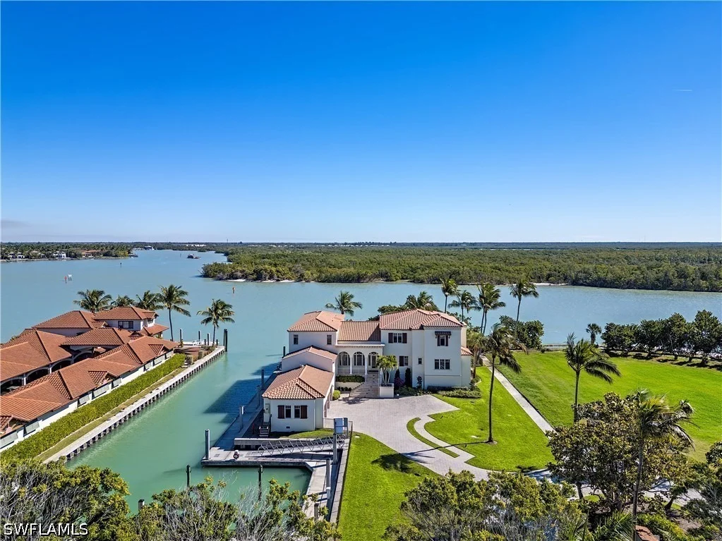 Photo of 230 & 240 Bay Road