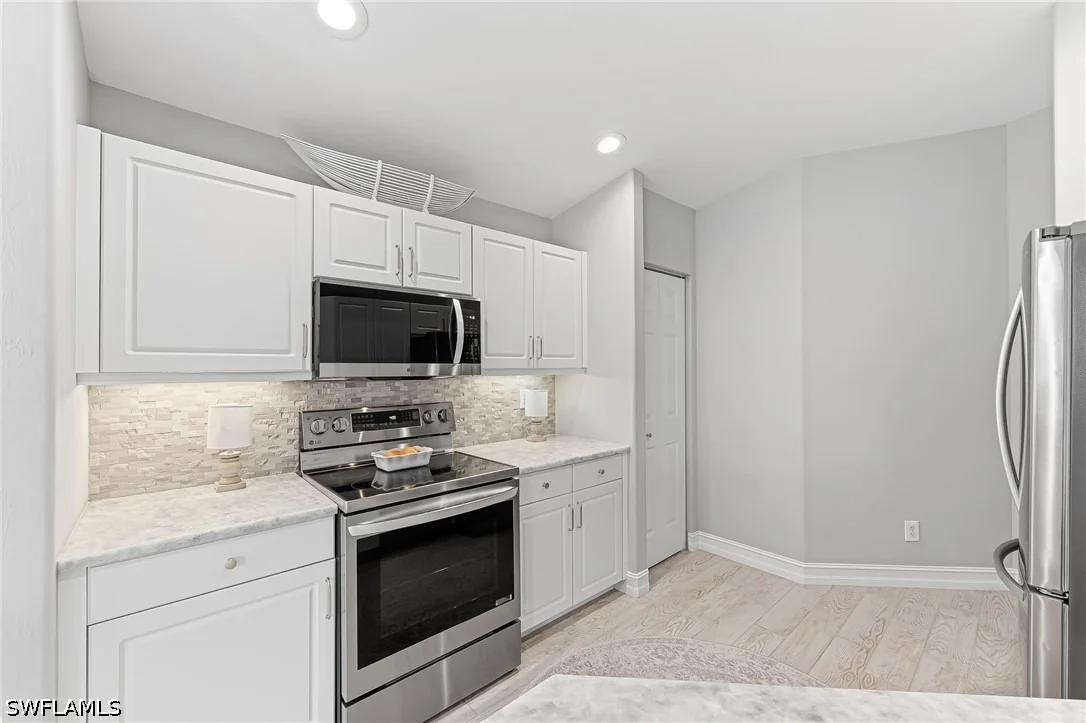 Photo of Unit 202 at 832 Carrick Bend Circle