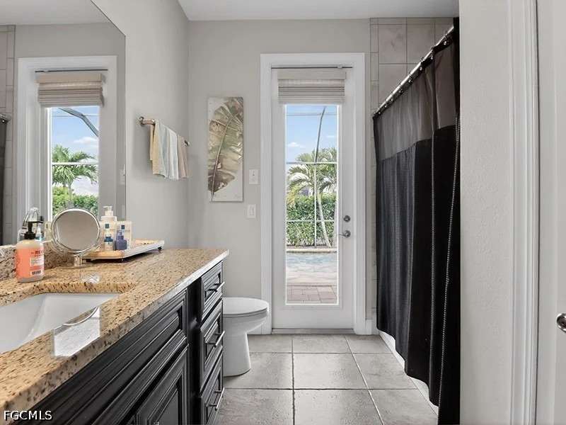 Photo of 3315 Surfside Boulevard