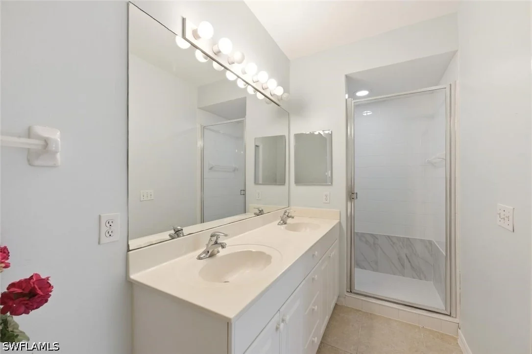Photo of Unit 202 at 357 Robin Hood Circle