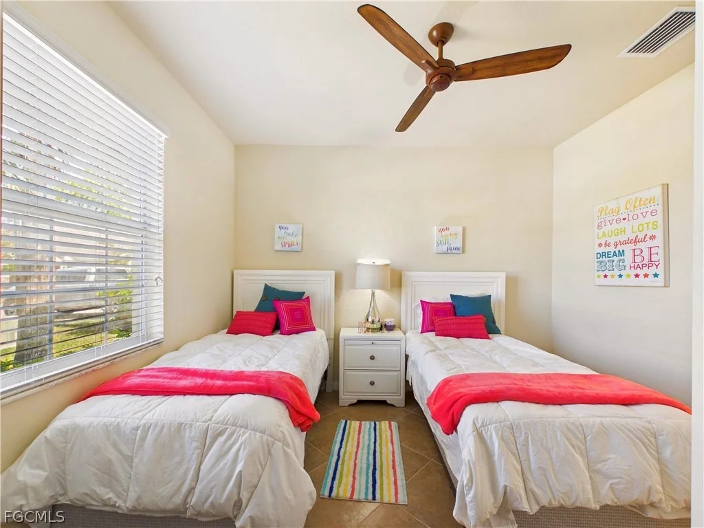 Photo of 3514 E Hampton Circle