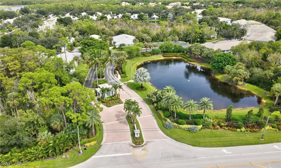 Photo of Unit 101 at 857 Carrick Bend Circle
