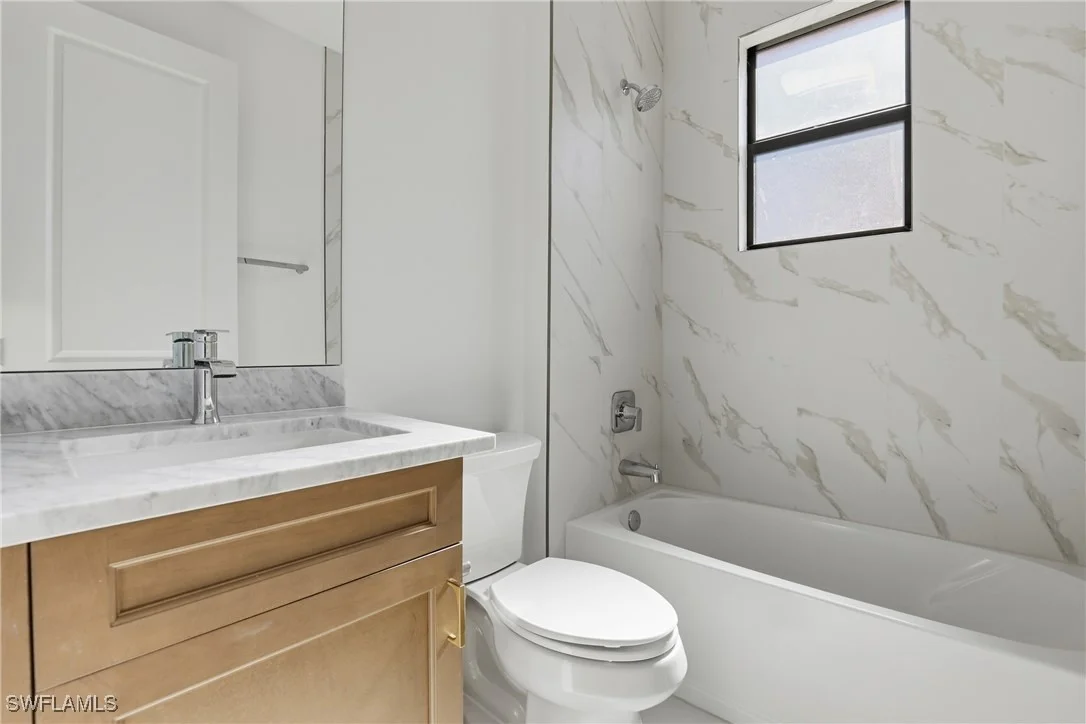 Photo of 2167 Della Drive