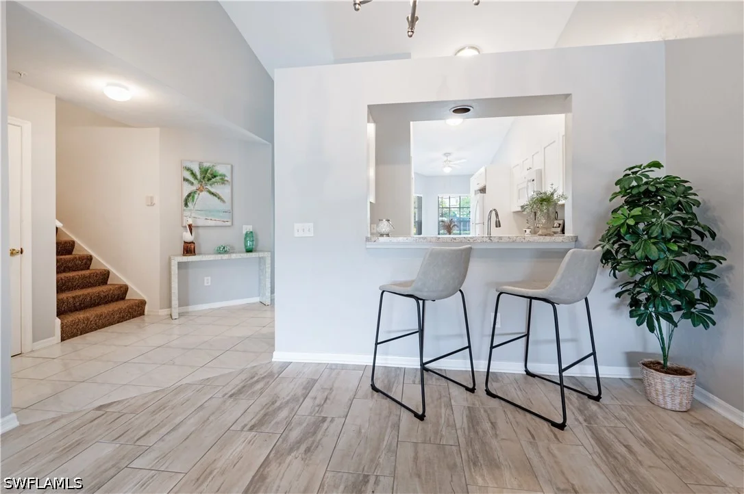Photo of Unit 1002 at 367 Dover Place