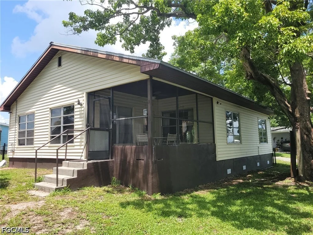 Photo of 1104 Gulf Street