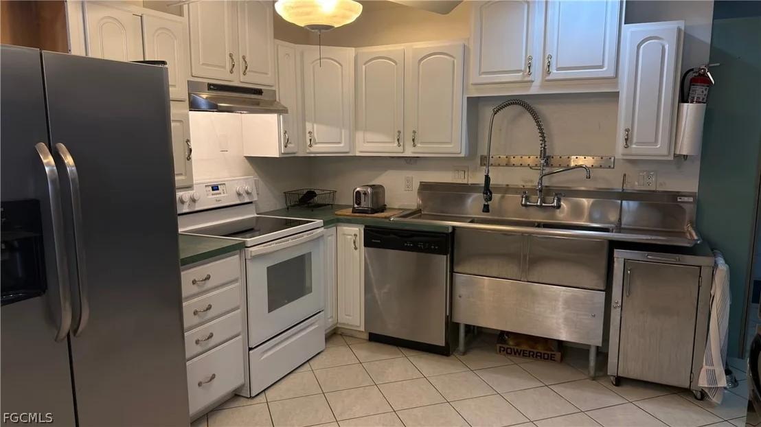Photo of 3951 2nd Avenue SE