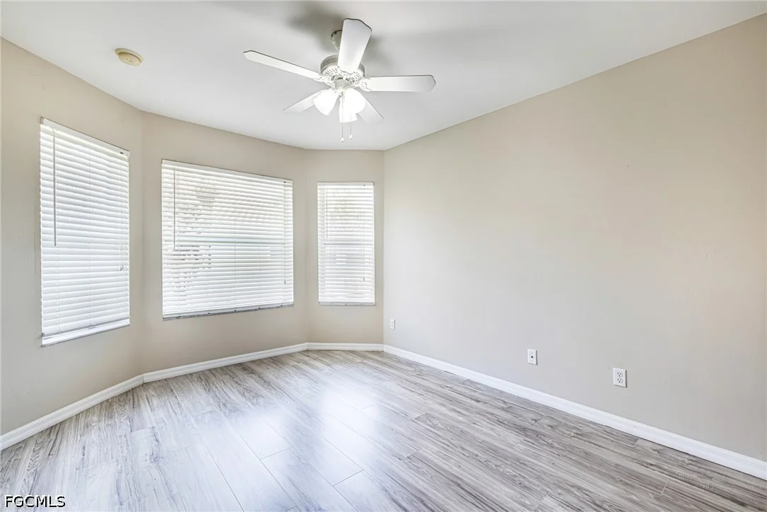 Photo of Unit 5 at 9812 Foxhall Way