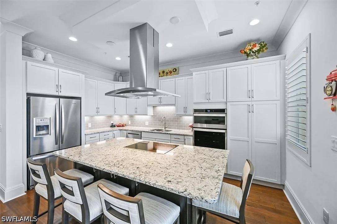 Photo of Unit 409 at 21530 Strada Nuova Circle
