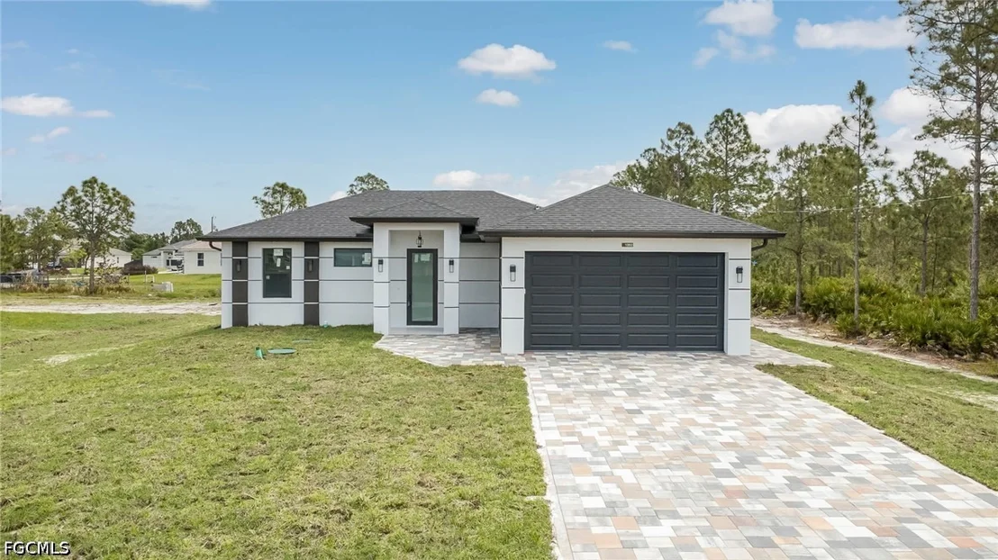 Photo of 1002 Pine Avenue