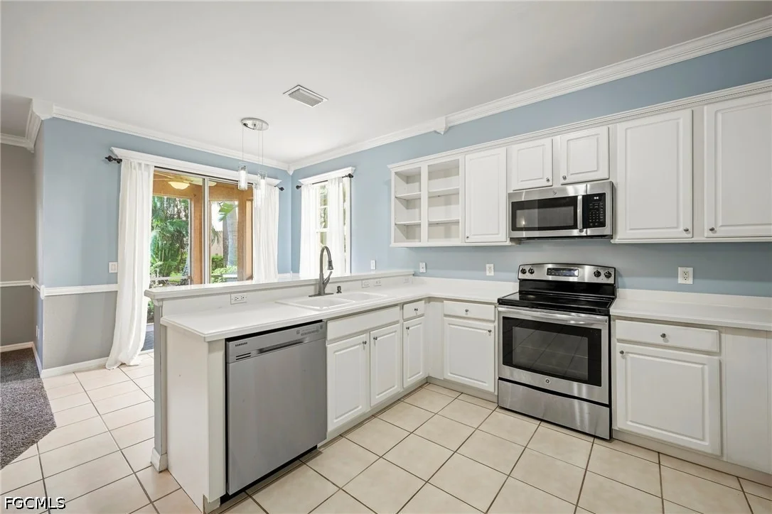 Photo of Unit 4 at 9724 Foxhall Way