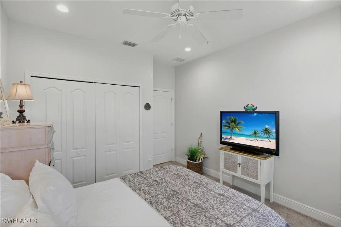 Photo of Unit 1908 at 6947 Avalon Circle
