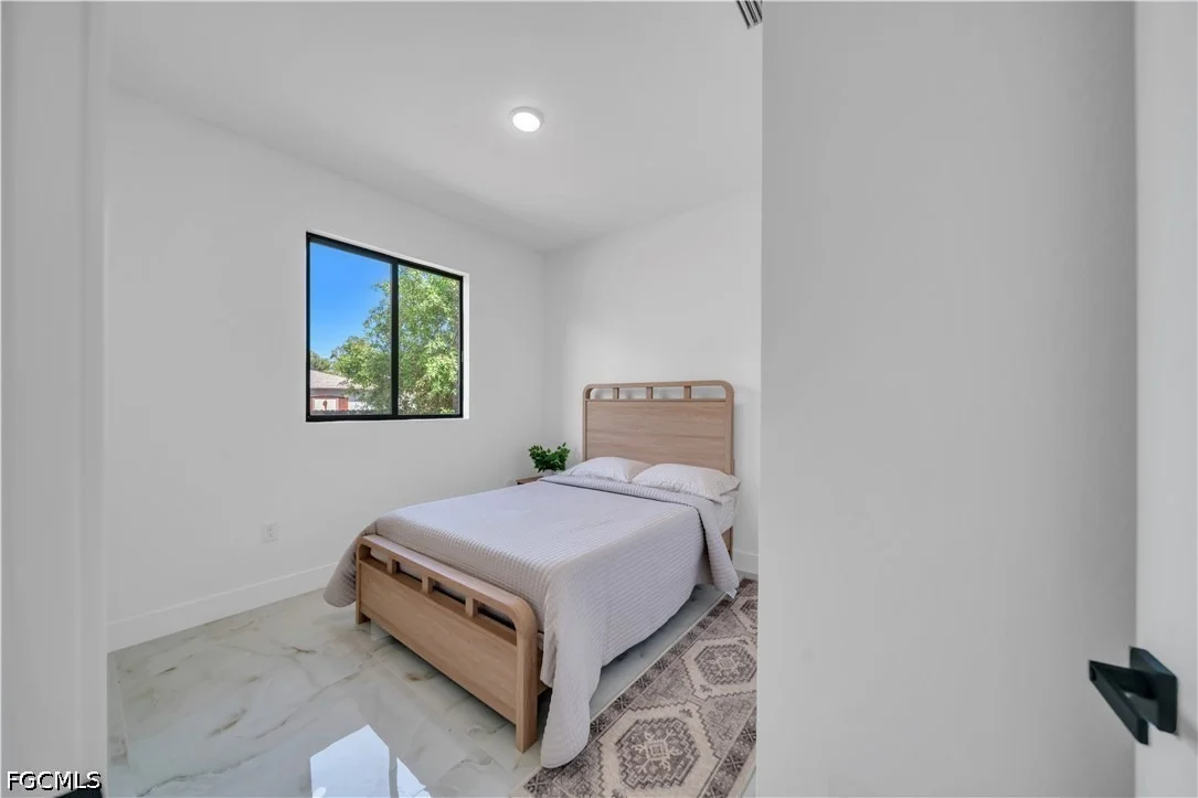 Photo of 5035 Spinnaker Road