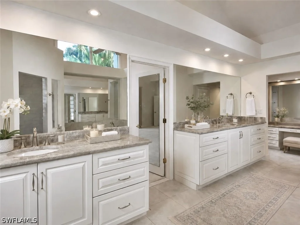 Photo of 695 Ardmore Lane