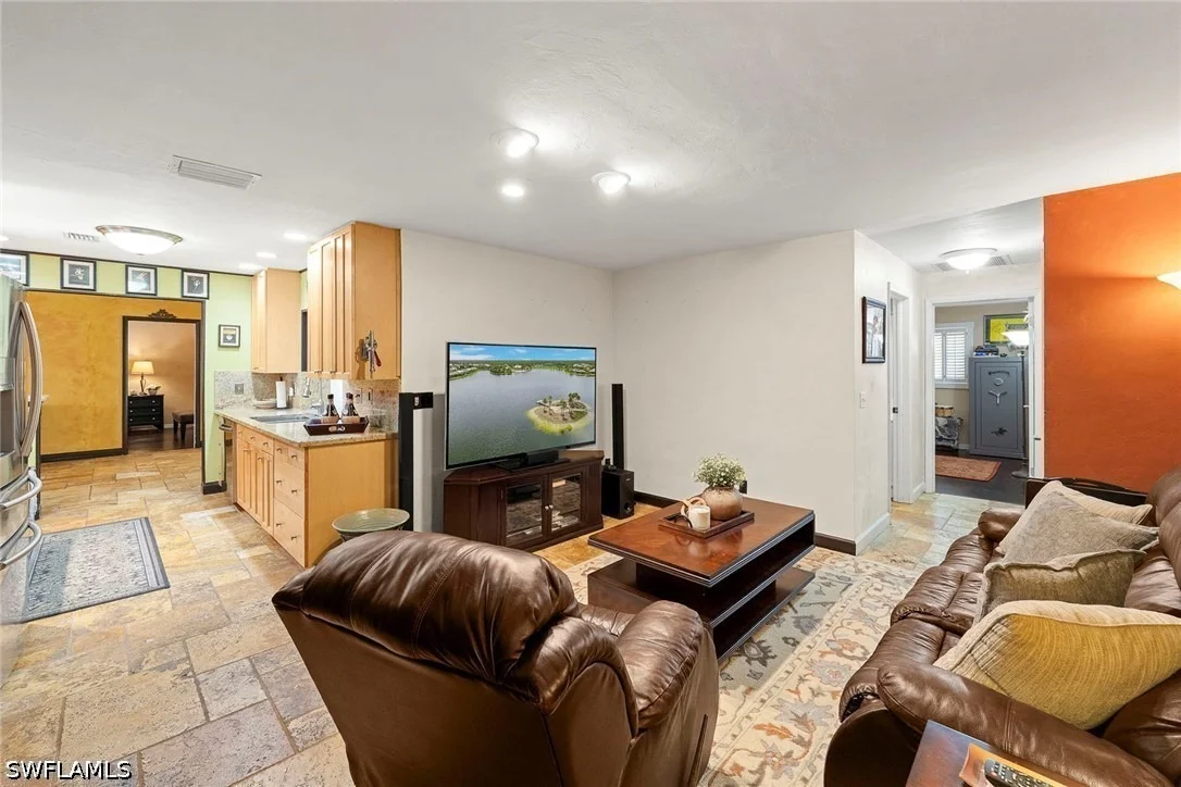 Photo of 511 Eastwood Drive