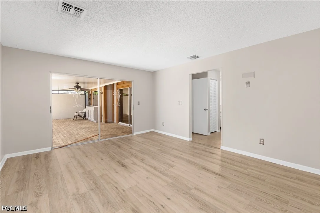 Photo of 9749 Maplecrest Circle