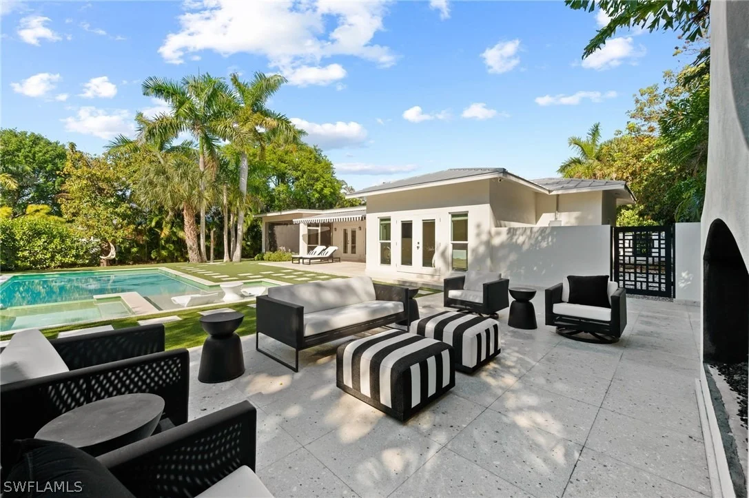 Photo of 1949 ALAMANDA Drive