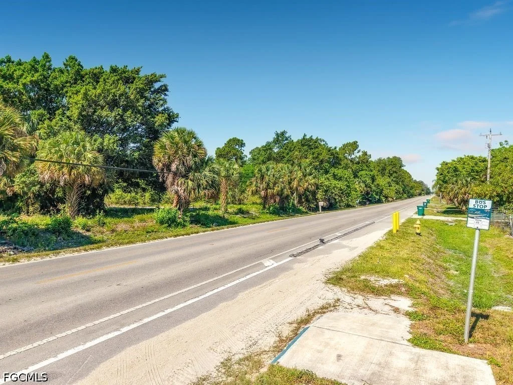 Photo of 4607 LAKE TRAFFORD Road