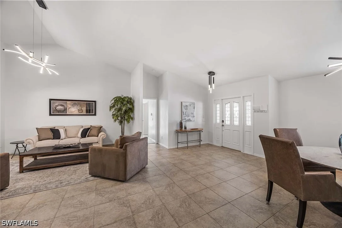 Photo of 2529 Kings Lake Boulevard