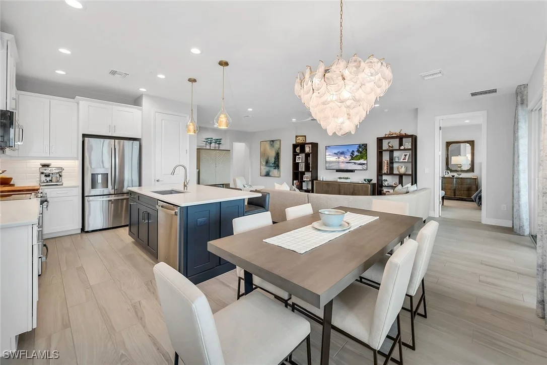 Photo of Unit 1607 at 2609 Seychelles Circle