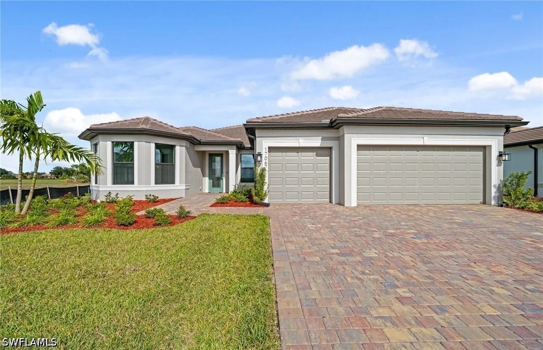 Photo of 17032 Bishop Boulevard