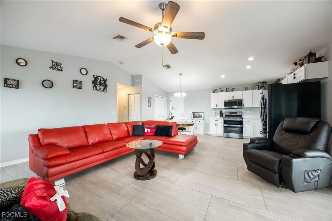 Photo of 1053 Lock Lane SW