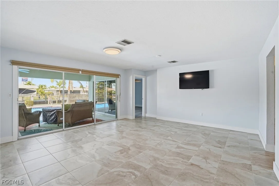 Photo of 405 Tower Drive