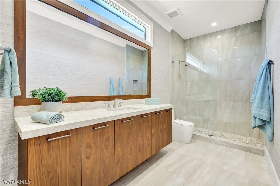 Photo of 6892 Leeward Way