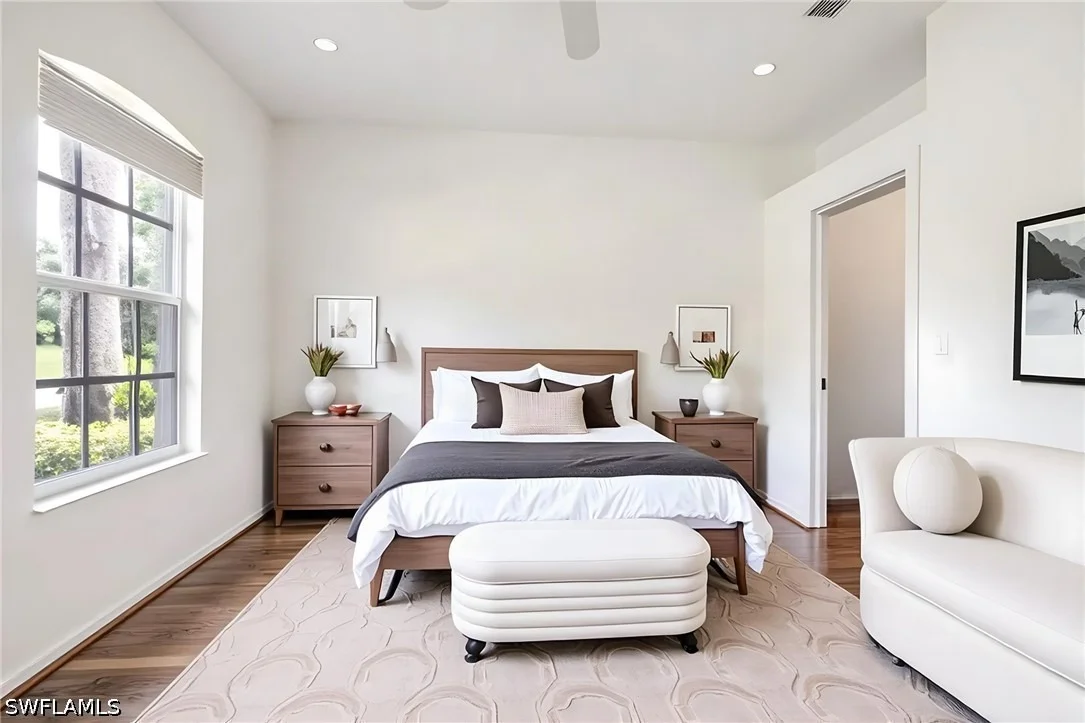 Photo of 9279 Oak Strand Drive