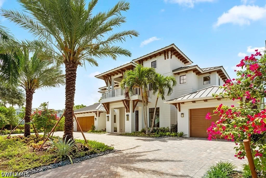 Photo of 774 S GOLF Drive