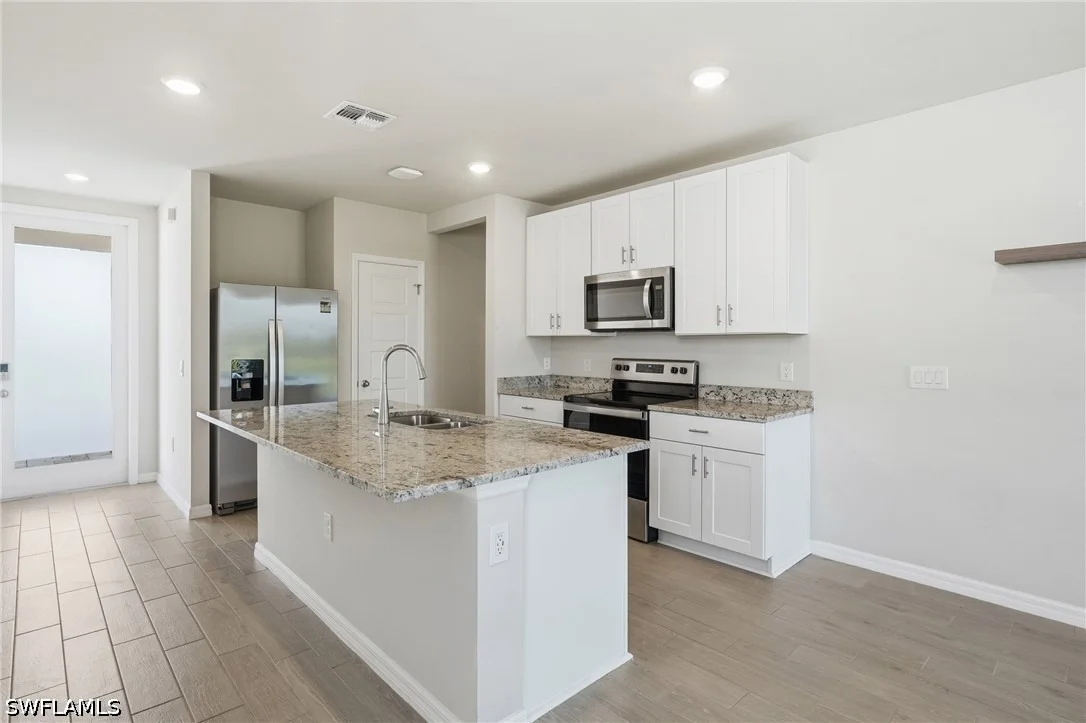 Photo of 44197 Frontier Drive